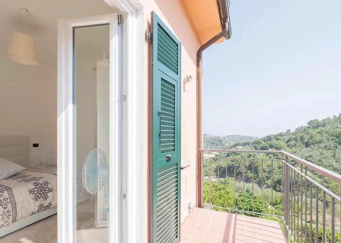 2 Bedroom In Casa vacanze *