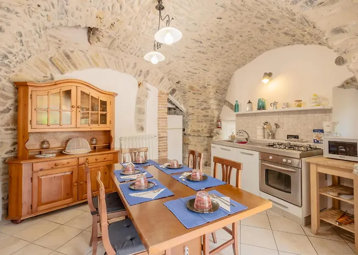 2 Bedroom In * Borgo d'Oneglia