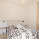 2 Bedroom In *