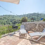 2 Bedroom In Vakantiehuis Borgo d'Oneglia