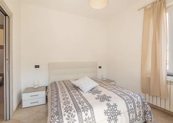 2 Bedroom In *